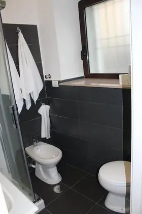 Stüdyo, Küçük Mutfak (La Dependance)