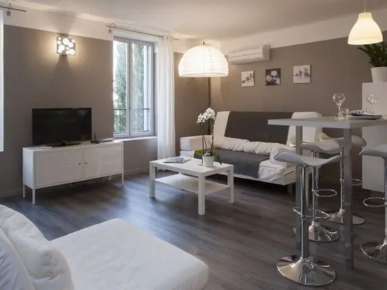Kır Evi, Özel Banyo (Bastide)