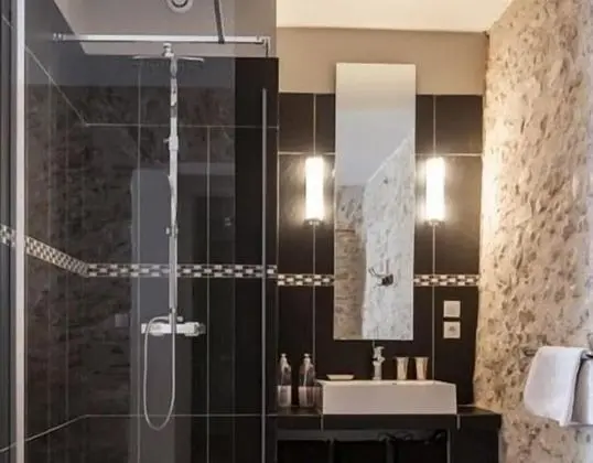 Tek Büyük Yataklı Oda, Özel Banyo