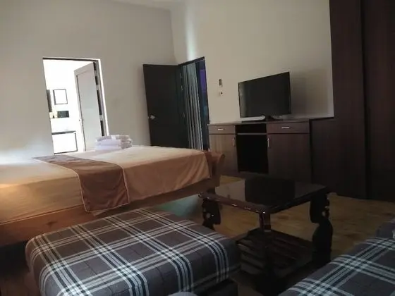 Deluxe Süit, 1 Yatak Odası, Buzdolabı ve Mikrodalga, Bahçeli