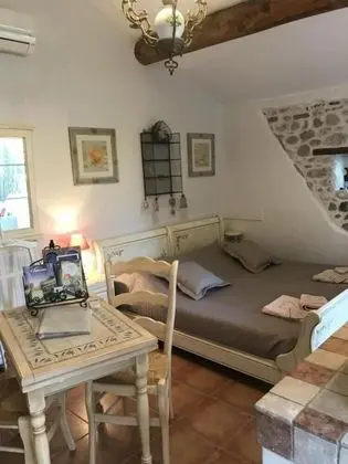 Tek Büyük Yataklı Oda, Sigara İçilmez