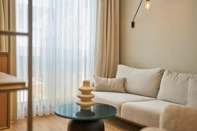 Deluxe Üç Kişilik Oda