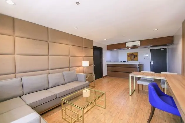 Premier Tower - Presidential Suite
