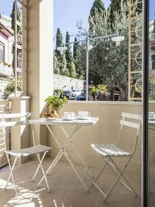 Deluxe Apart Daire, Balkon