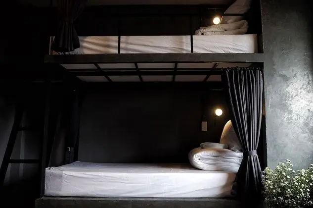 Mixed Shared Dormitory with Shared Bathroom