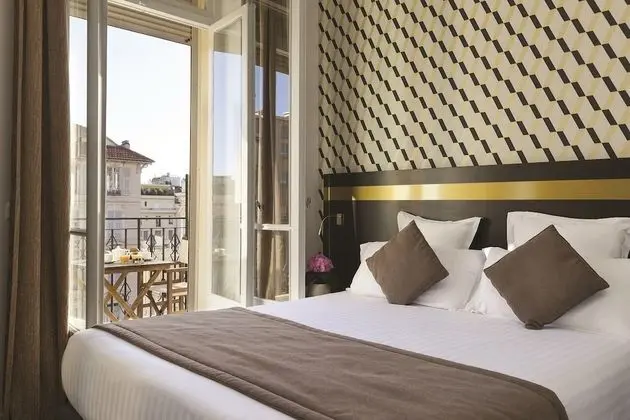 Executive Tek Büyük veya İki Ayrı Yataklı Oda