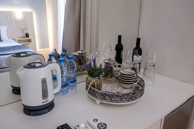 Deluxe Tek Büyük Yataklı Oda, 1 Büyük (Queen) Boy Yatak, Sigara İçilmez, Şehir Manzaralı