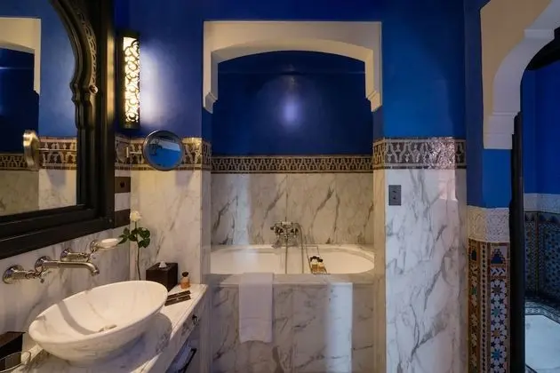 Süit (MAJORELLE)
