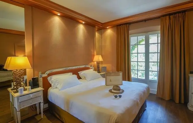 Tek Büyük Yataklı Oda (Medium)