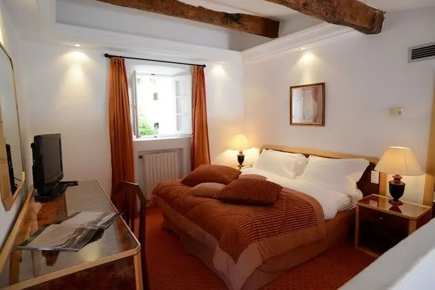 Tek Büyük Yataklı Oda (Standard)