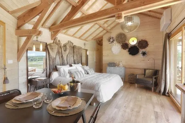 Kulübe, Sigara İçilmez, Sauna