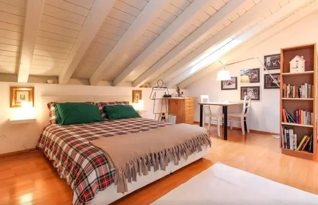 Üç Kişilik Oda, Balkon, Bahçe Manzaralı