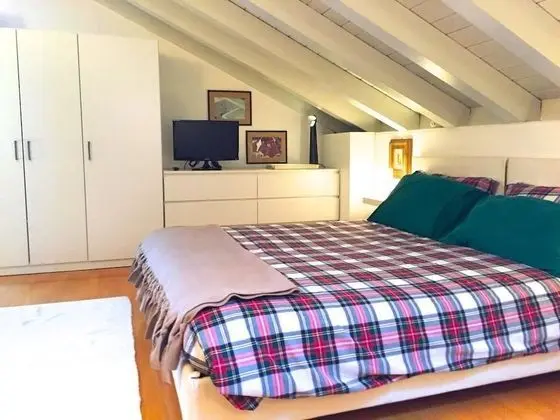 Üç Kişilik Oda, Balkon, Bahçe Manzaralı