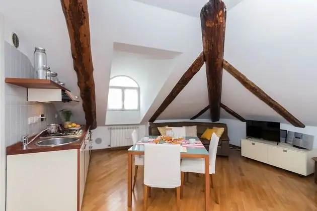 Çatı Katı (Loft), 1 Yatak Odası