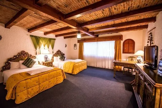 Deluxe Oda, 2 Büyük (Queen) Boy Yatak