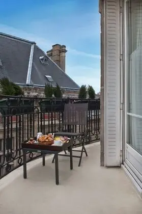 Traditional Tek Büyük Yataklı Oda, Balkon