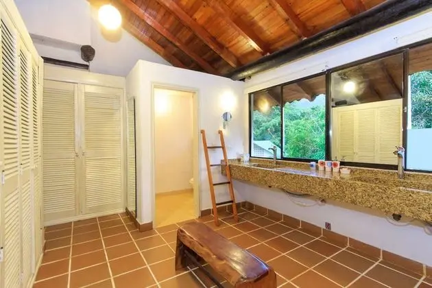 Süit, Birden Çok Yatak, Balkon