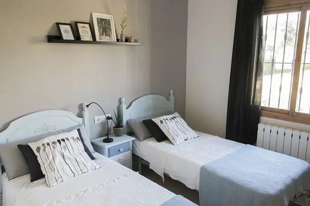 Standard İki Ayrı Yataklı Oda, Ortak Banyo