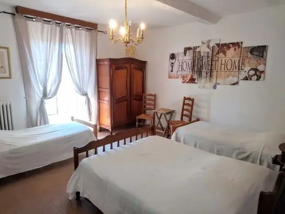 Dört Kişilik Oda, Birden Çok Yatak, Sigara İçilmez