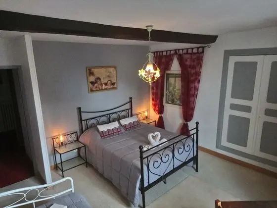 Üç Kişilik Oda, Birden Çok Yatak, Sigara İçilmez