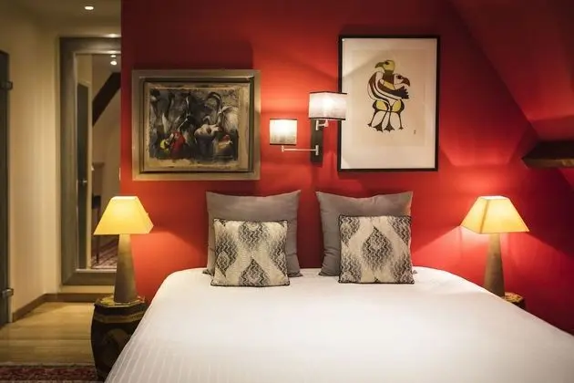 Büyük Yataklı Tek Kişilik Oda