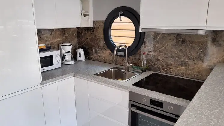 La Mare Two (Private Houseboat)