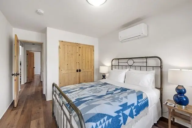 Ev (La Marta - Spacious and Contemporary,)