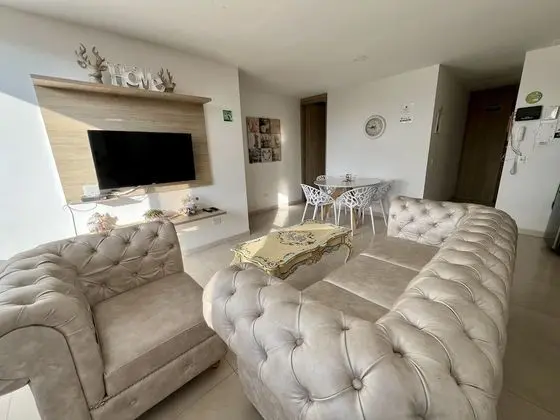Superior Apart Daire, 2 Yatak Odası, Balkon, Göl Kenarı