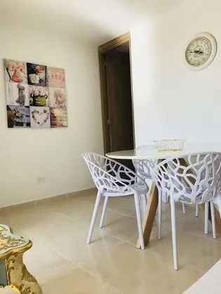 Superior Apart Daire, 2 Yatak Odası, Balkon, Göl Kenarı