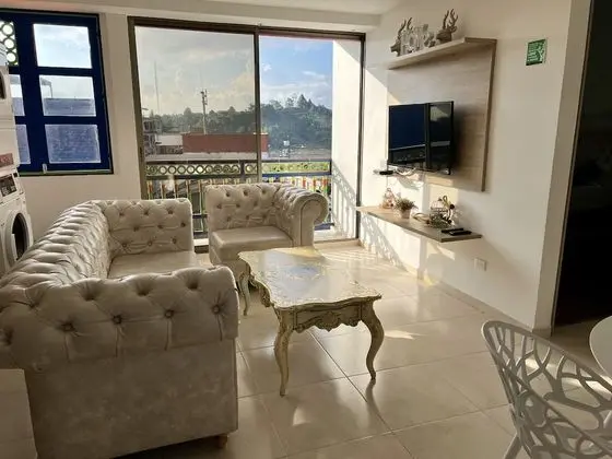Superior Apart Daire, 2 Yatak Odası, Balkon, Göl Kenarı