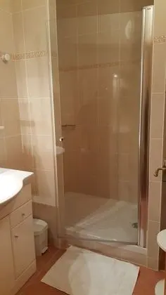 İki Ayrı Yataklı Oda, 2 Tek Kişilik Yatak