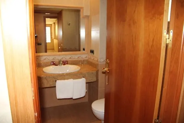 Tek Büyük Yataklı Oda (Extra bed)