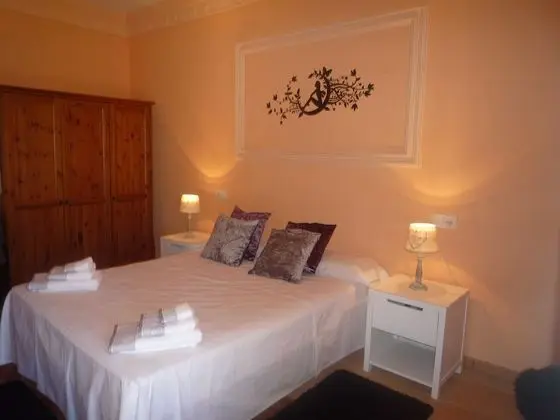 Tek Büyük Yataklı Oda