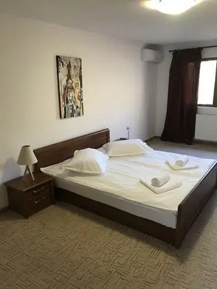 Standard Stüdyo, Bahçe Manzaralı