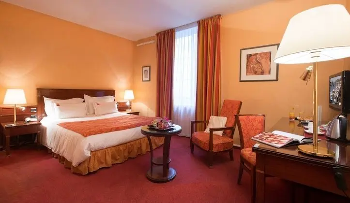 Superior Tek Büyük Yataklı Oda