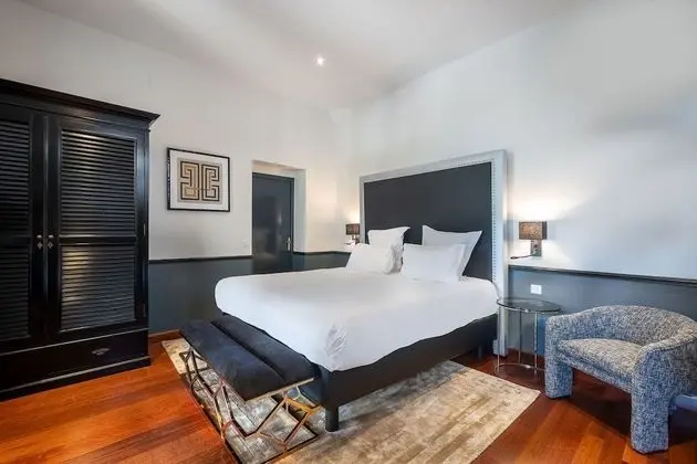 Junior Süit, Sıcak Su Küveti, Deniz Manzaralı