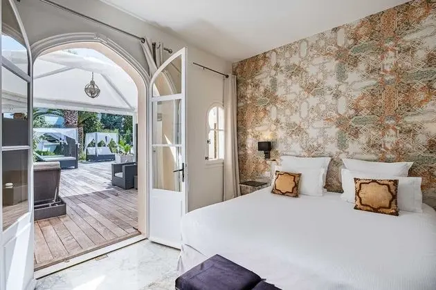 Tek Büyük Yataklı Oda (Elegance)