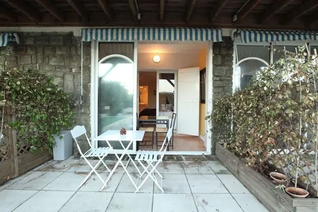 Family Oda (Terrace)