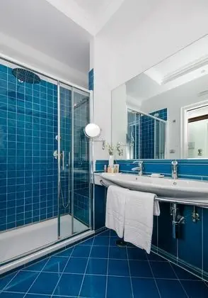 Superior Tek Büyük Yataklı Oda, Balkon, Deniz Manzaralı