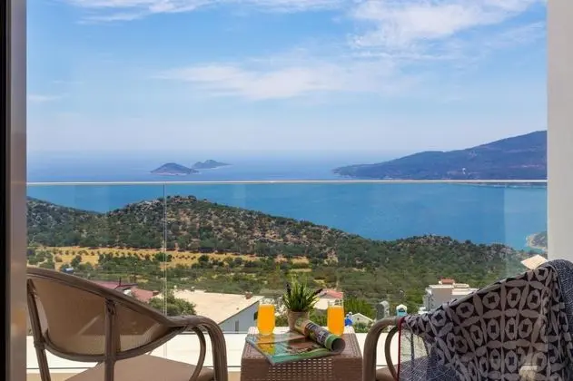 Villa, Deniz Manzaralı