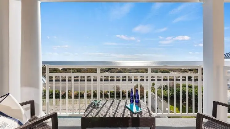 Oda, 1 En Büyük (King) Boy Yatak, Okyanus Manzaralı (Direct Ocean View 1 King 344 sf.ft.)