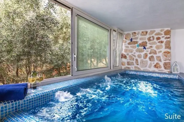 Villa - 4 Yatak Odalı, Deniz Manzaralı, Jakuzili