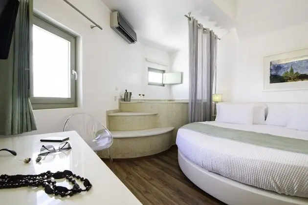 Honeymoon Süit, Sıcak Su Küveti