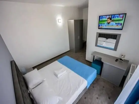 Tek Büyük Yataklı Oda, Balkon