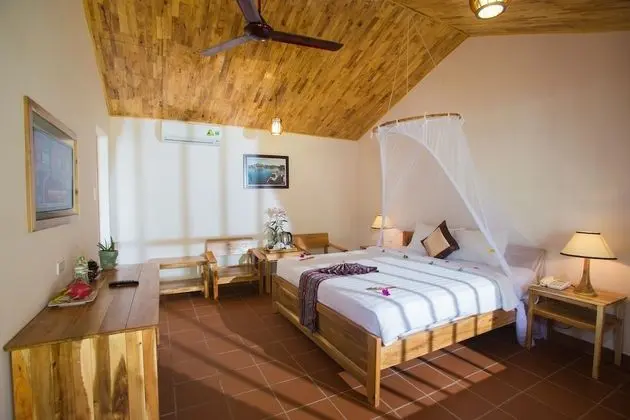 Family Bungalov, Bahçe Manzaralı (2 King Beds)