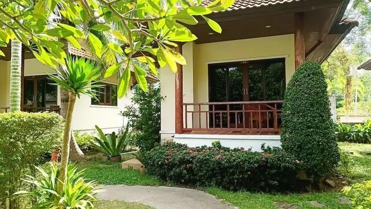 Garden View Bungalow