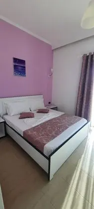 Panoramic Tek Büyük Yataklı Oda