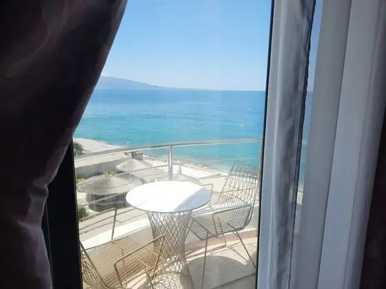Panoramic Tek Büyük Yataklı Oda