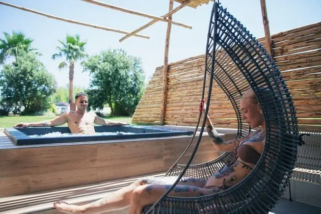 Double Room, Garden Level, Outdoor Jetted Tub
