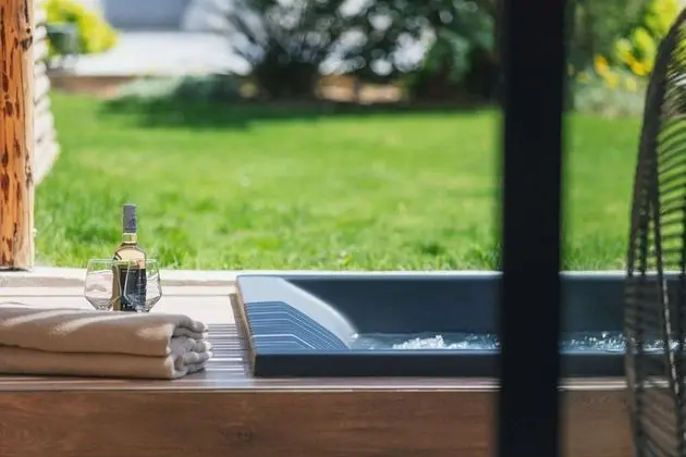 Double Room, Garden Level, Outdoor Jetted Tub